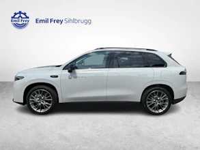 https://vehicle.imgix.net/4227690/561b93ae-953c-4720-9757-fe5339ea225b.jpg