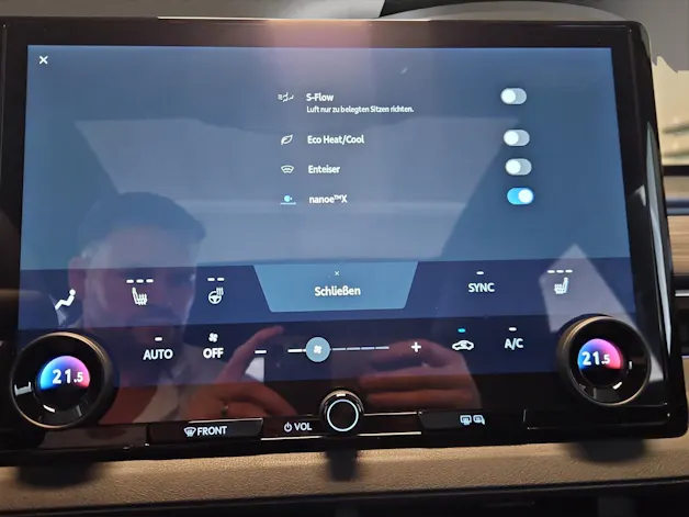 Toyota C-HR+ Premium AWD