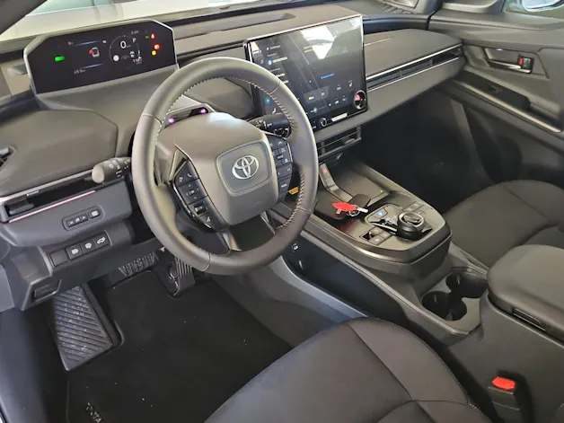 Toyota C-HR+ Premium AWD