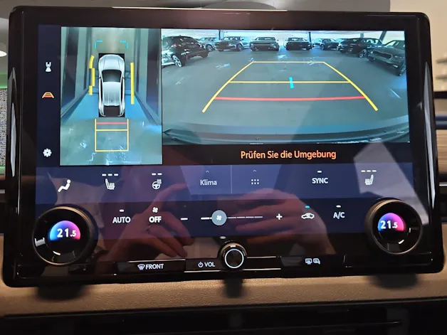 Toyota C-HR+ Premium AWD