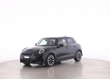 Fahrzeugbild MINI F55 2.0i Cooper S Fahrzeugbild MINI F55 2.0i Cooper S