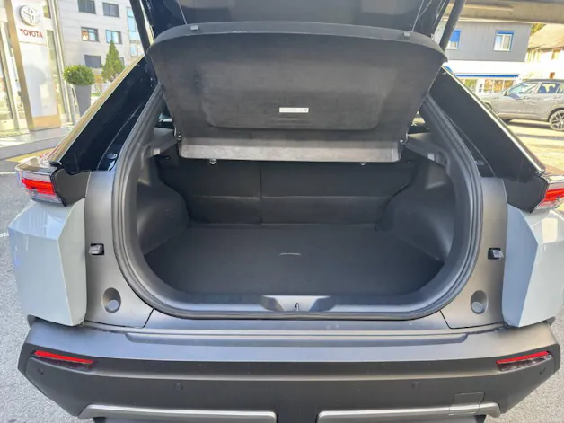 Toyota C-HR+ Premium AWD