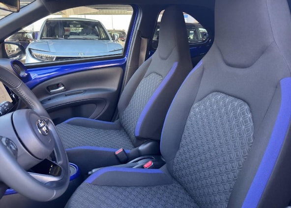 image du véhicule 5 image du véhicule 5