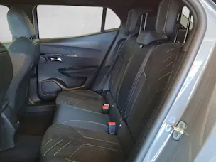 Peugeot 2008 1.2 Hybrid 145 GT