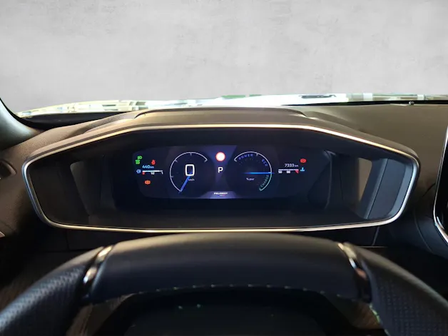 Peugeot 2008 1.2 Hybrid 145 GT