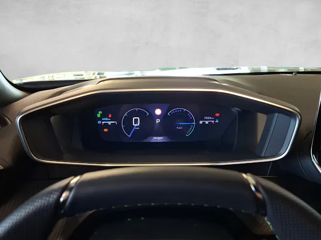 Peugeot 2008 1.2 Hybrid 145 GT