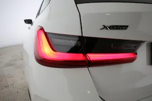 BMW 320d xDrive Touring