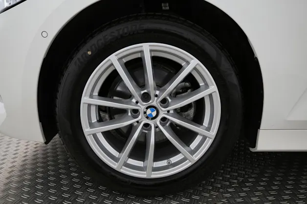 BMW 320d xDrive Touring