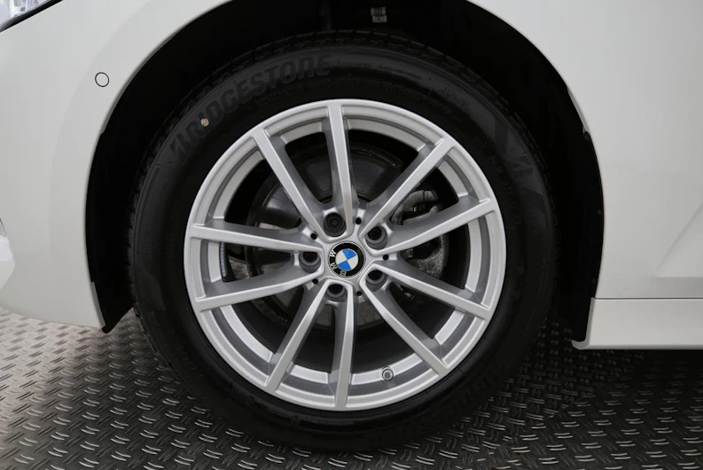 Fahrzeugbild BMW 3 SERIES