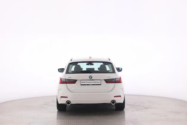 BMW 320d xDrive Touring