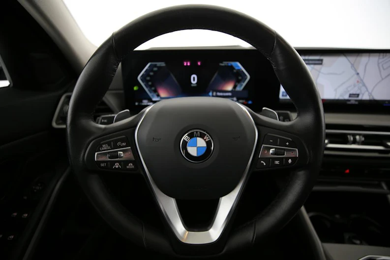 Fahrzeugbild BMW 3 SERIES