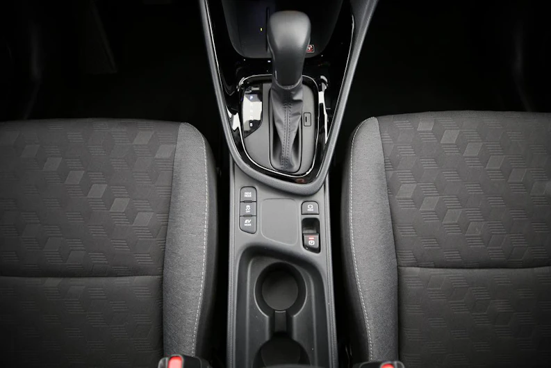 Fahrzeugbild TOYOTA YARIS