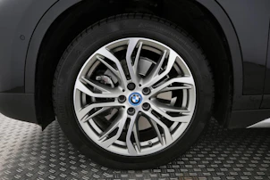 Fahrzeugbild BMW X1 25e xDrive