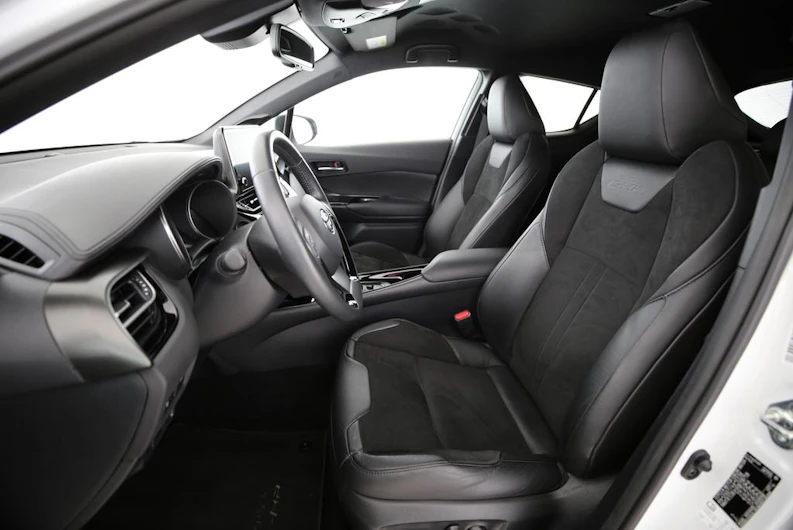 image du véhicule TOYOTA C-HR