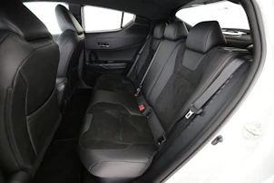 image du véhicule TOYOTA C-HR 2.0 VVTi HSD Move