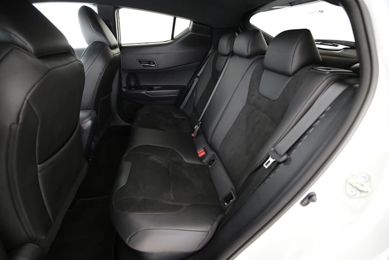 image du véhicule TOYOTA C-HR