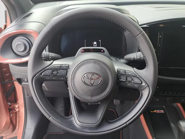 Toyota Aygo X 1.5 VVT-i HSD Trend