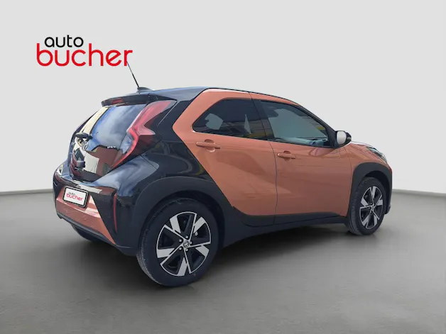 Toyota Aygo X 1.5 VVT-i HSD Trend