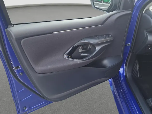 Toyota Yaris 1.5 VVT-i HSD Trend