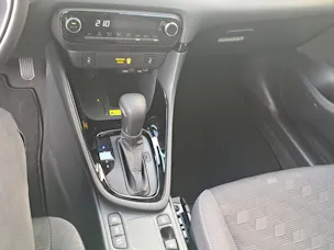 Toyota Yaris 1.5 VVT-i HSD Trend