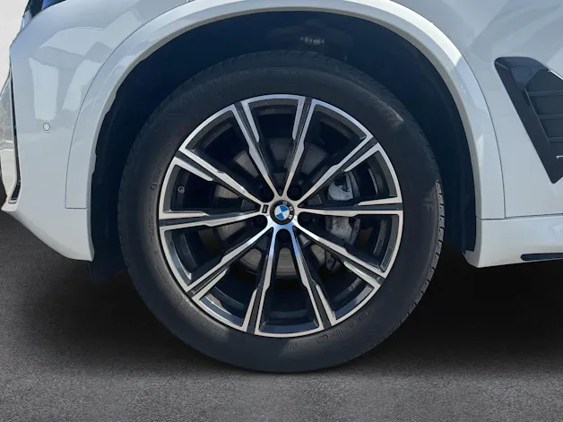 BMW X5 30d M Sport xDrive G05 (CH) AHK 3.5T ** 7 Places **