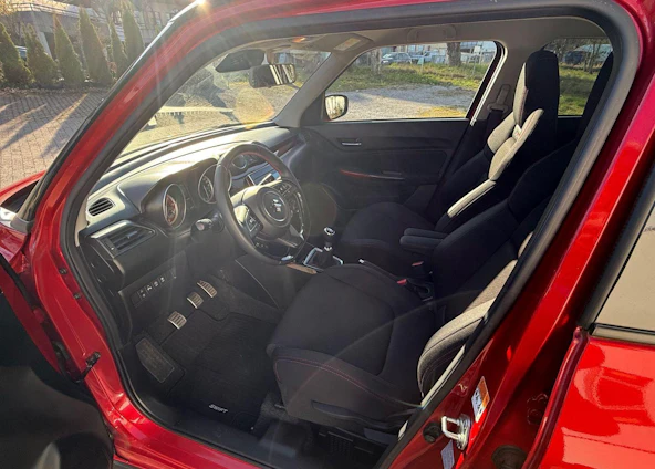 Fahrzeugbild 6 Fahrzeugbild 6