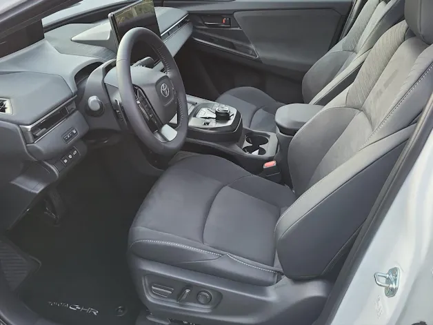 Toyota C-HR+ Premium AWD