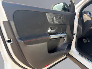 Mercedes-Benz EQA 350 Swiss Star AMG Line 4matic