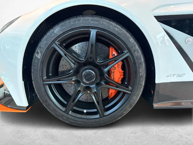 Aston Martin GT12