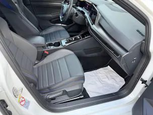 VW Golf VIII 2.0 TSI R 20 Years DSG 4motion