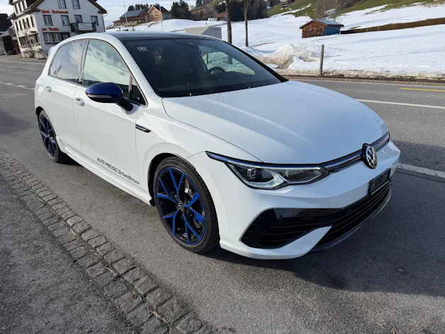 VW Golf VIII 2.0 TSI R 20 Years DSG 4motion