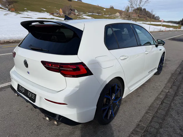 VW Golf VIII 2.0 TSI R 20 Years DSG 4motion