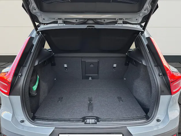 Volvo EX40 Twin XCENTRIC Edition AWD