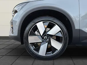 Volvo EX40 Twin XCENTRIC Edition AWD
