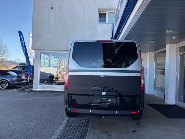 Ford Tourneo Custom 320 L1H1 Titanium A