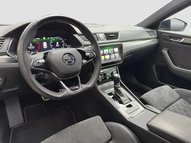 Škoda Superb Combi 2.0 TDi SportLine 4x4 DSG
