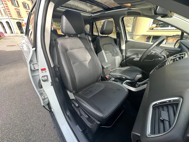 Suzuki SX4 S-Cross 1.4T 16V Compact+ Hybrid 4WD Automatic
