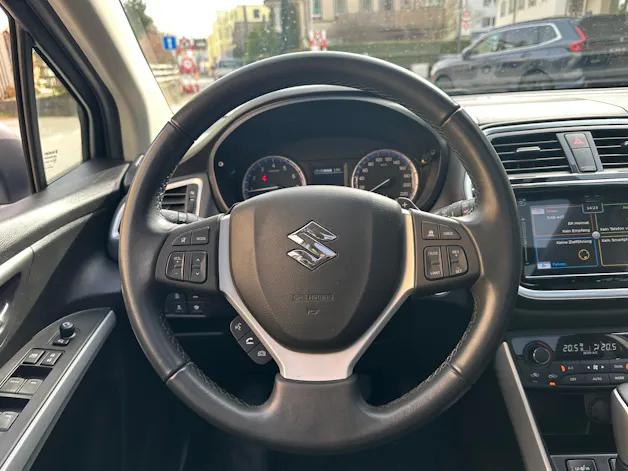 Suzuki SX4 S-Cross 1.4T 16V Compact+ Hybrid 4WD Automatic