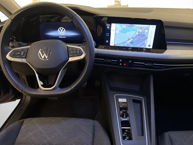 VW Golf 2.0 TDI Life DSG