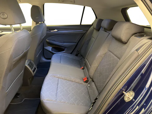 VW Golf 2.0 TDI Life DSG