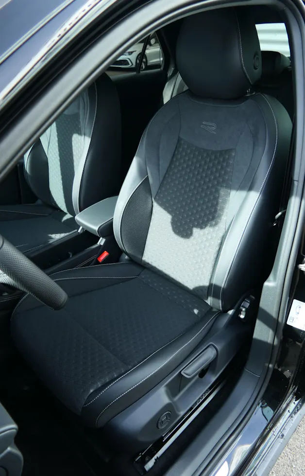 VW T-Roc 1.5 eTSI mHEV R-Line DSG