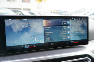 BMW 330e x DriveTouring Steptronic M Sport