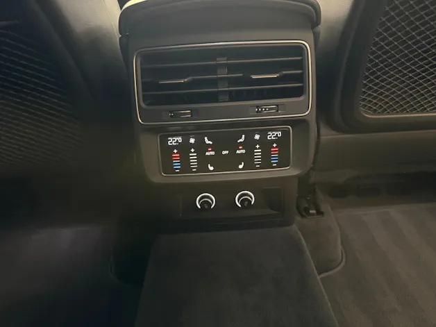 Audi RSQ8 quattro tiptronic ABT 700 PS