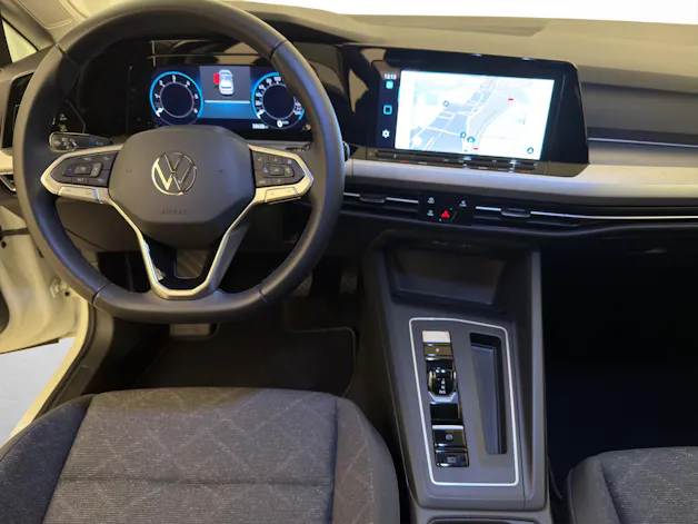 VW Golf 2.0 TDI Life DSG
