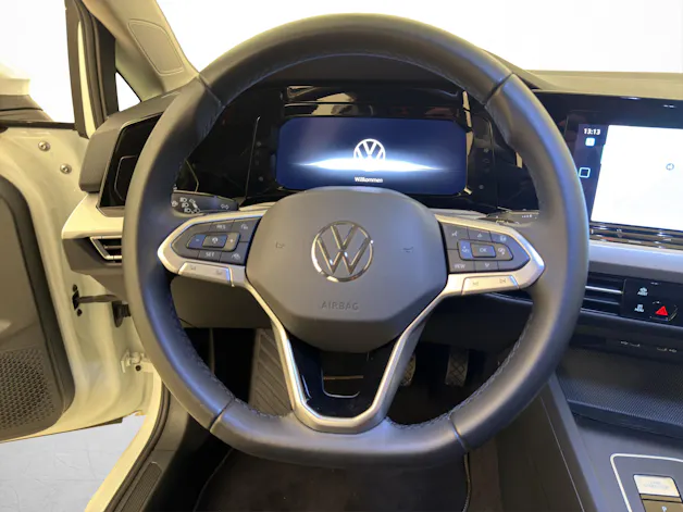 VW Golf 2.0 TDI Life DSG