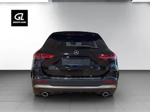 Mercedes-Benz GLA 35 AMG 4Matic 8G-Speedshift DCT