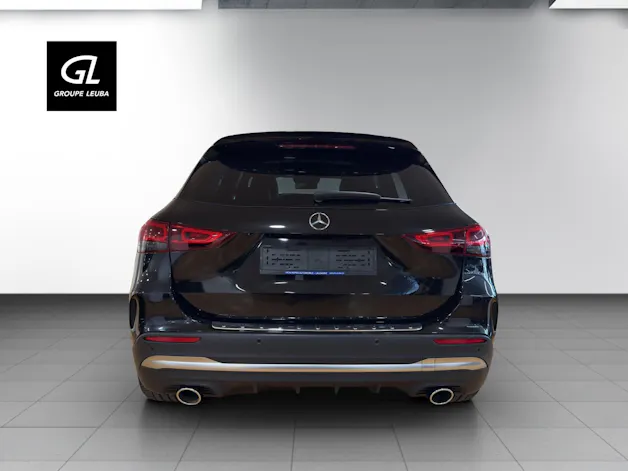Mercedes-Benz GLA 35 AMG 4Matic 8G-Speedshift DCT