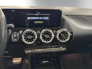 Mercedes-Benz GLA 35 AMG 4Matic 8G-Speedshift DCT