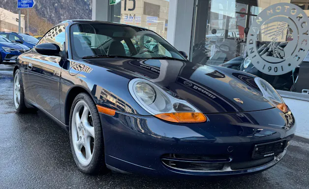 Porsche 911 Carrera