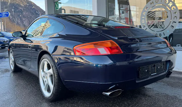 Porsche 911 Carrera